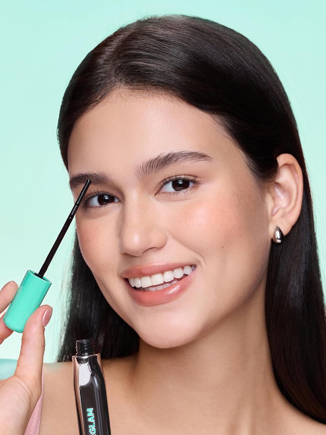 مزيل الماسكارا اللطيف