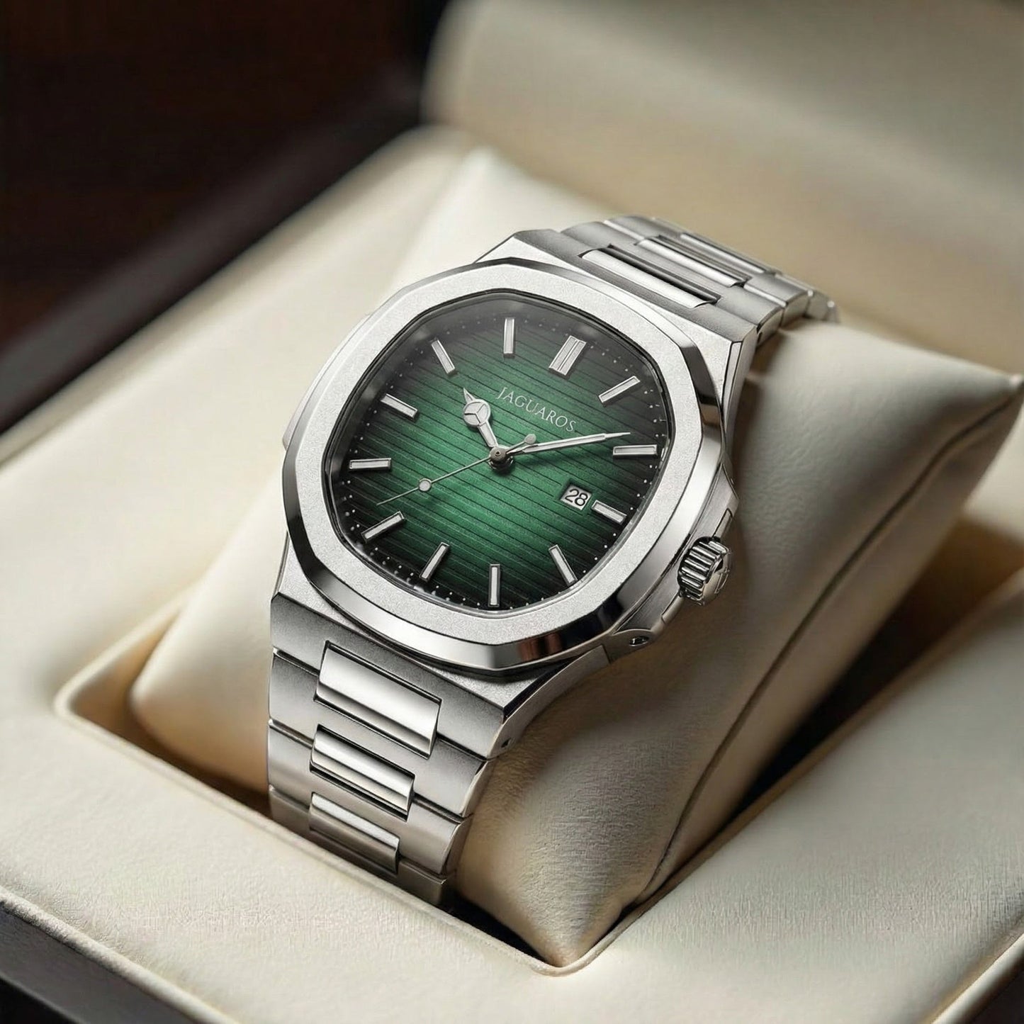 ساعة Aurelius Emerald